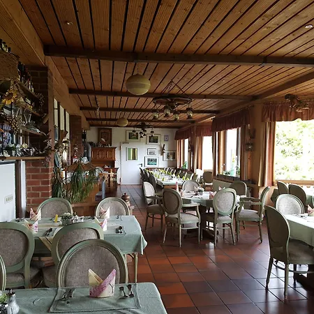 Zur Engelsburg Hotell