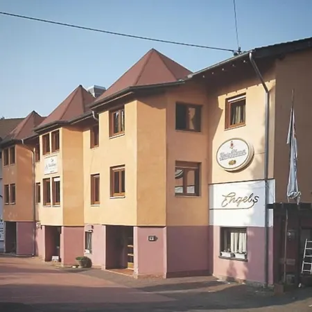 Hotell Zur Engelsburg 3*