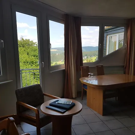 Zur Engelsburg 3* Hausen-Wied