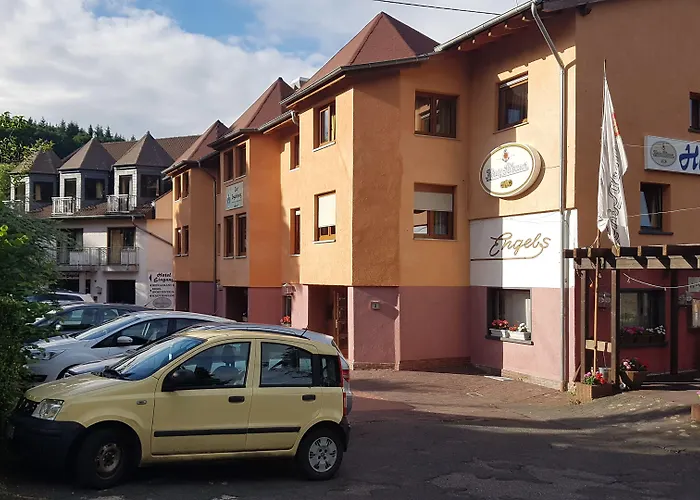 מלון Zur Engelsburg Hausen-Wied