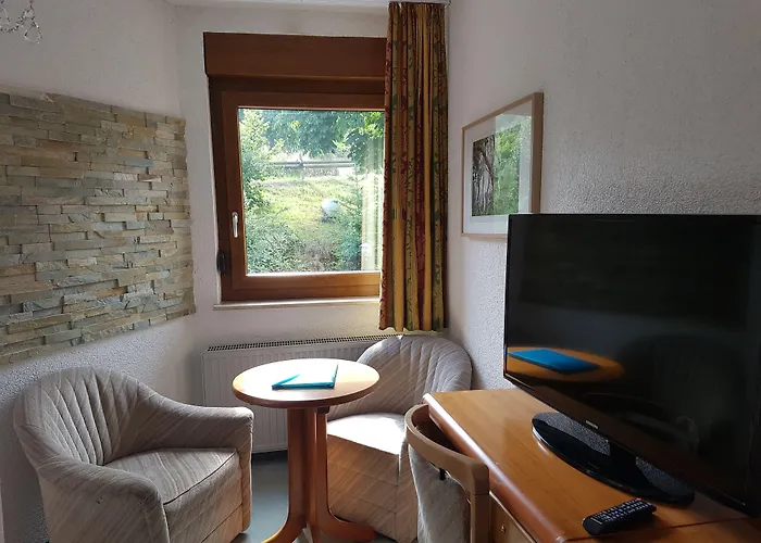 מלון Zur Engelsburg Hausen-Wied