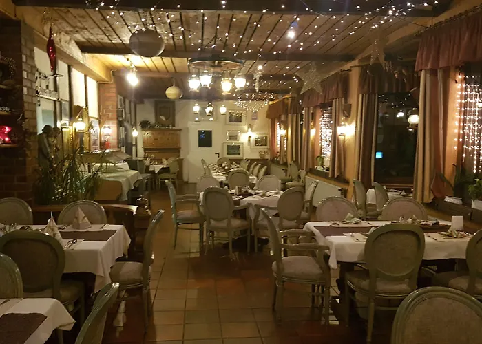 מלון Zur Engelsburg Hausen-Wied