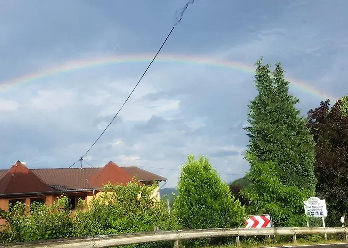 Zur Engelsburg מלון