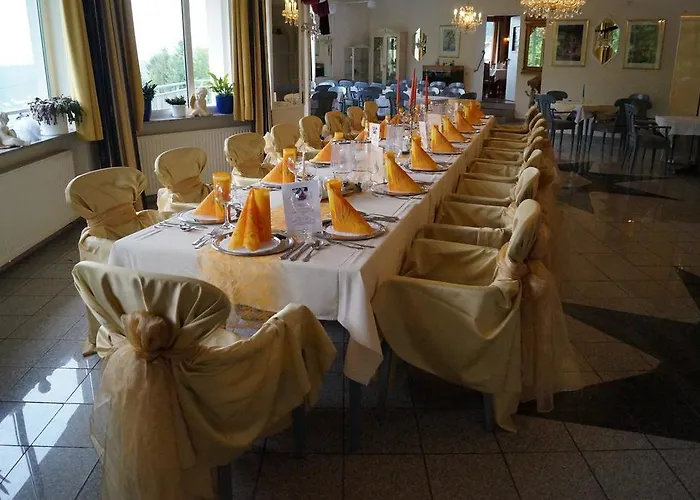 מלון Zur Engelsburg 3*