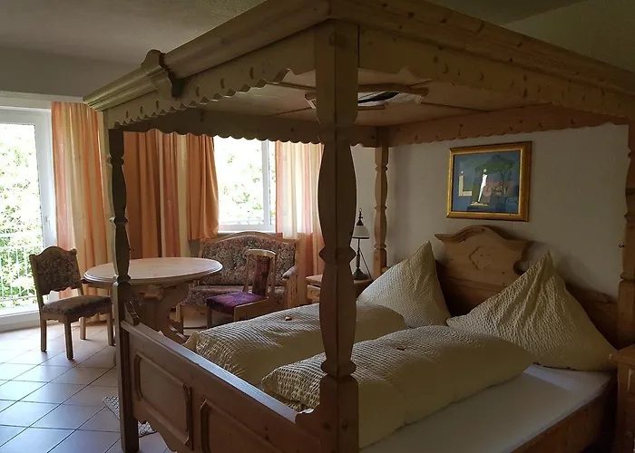 Zur Engelsburg מלון Hausen-Wied