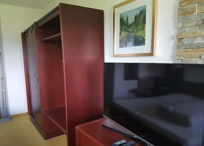 מלון Zur Engelsburg Hausen-Wied