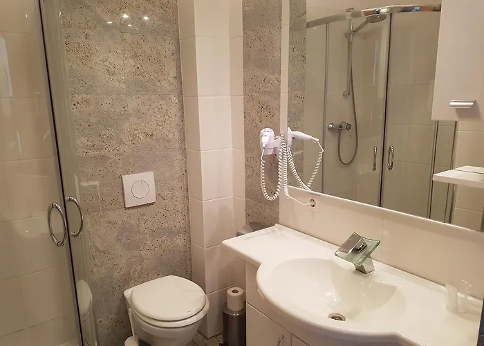 מלון Zur Engelsburg