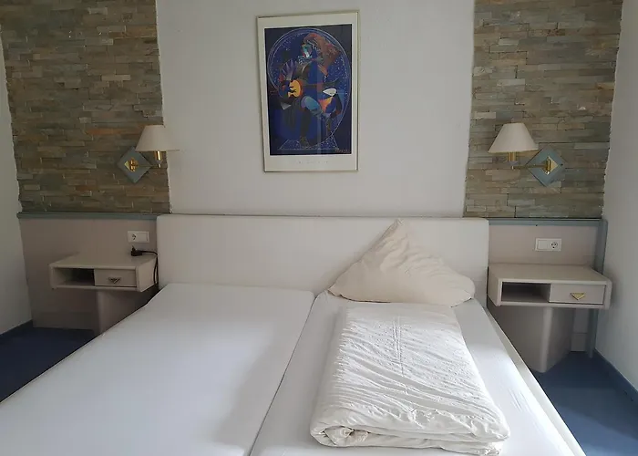 Zur Engelsburg 3* Hausen-Wied