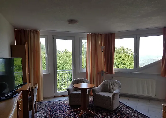 מלון Zur Engelsburg 3*